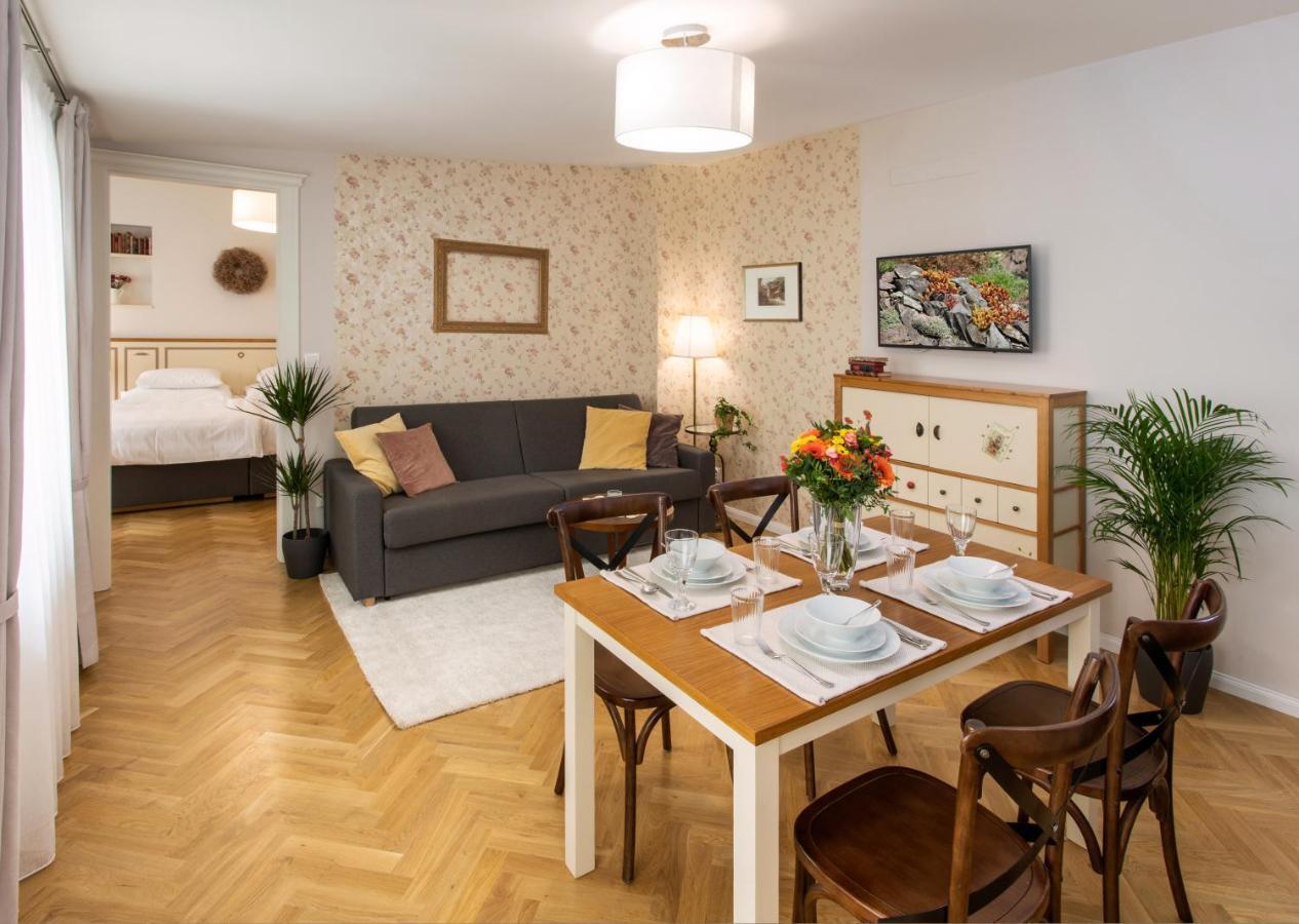Seno6 Apartament